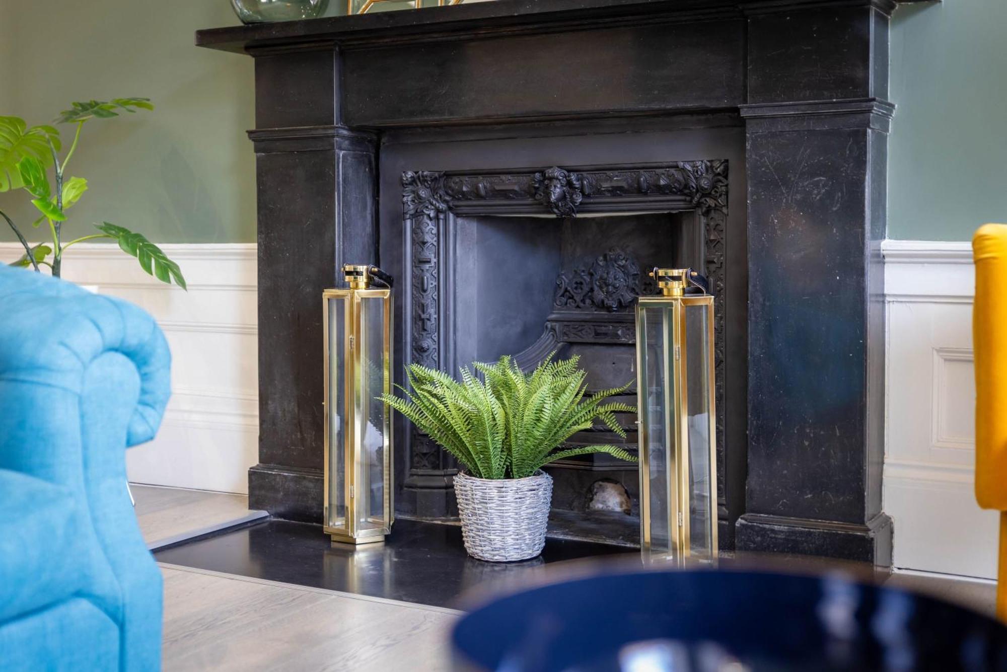 Dragon Suites - Alina Suite - 1 Bed City Centre Luxury Apartment Edinburg Exteriör bild